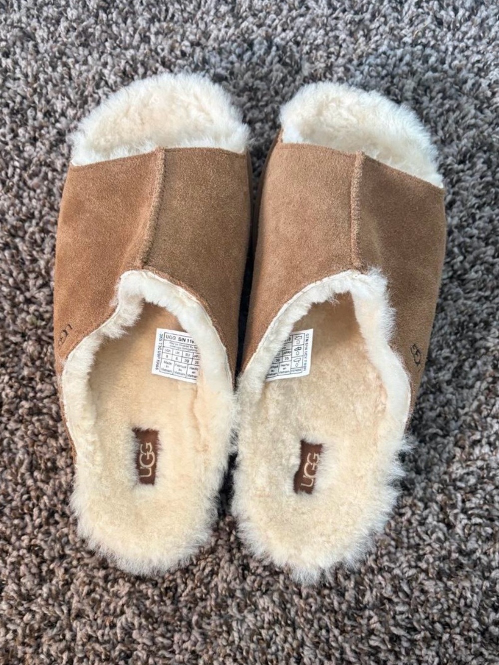 Ugg Greenport Slides Chestnut Size 8 Brand New!